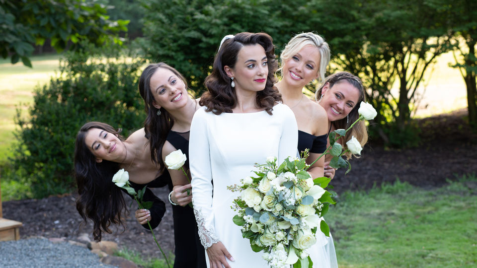 How to Choose Your Wedding Party